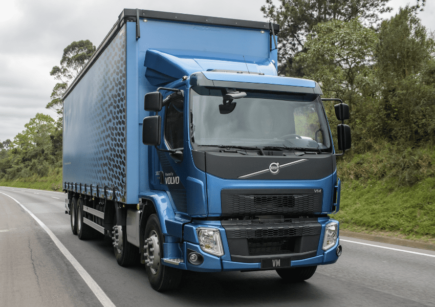 Caminhões Volvo VM Distribuição